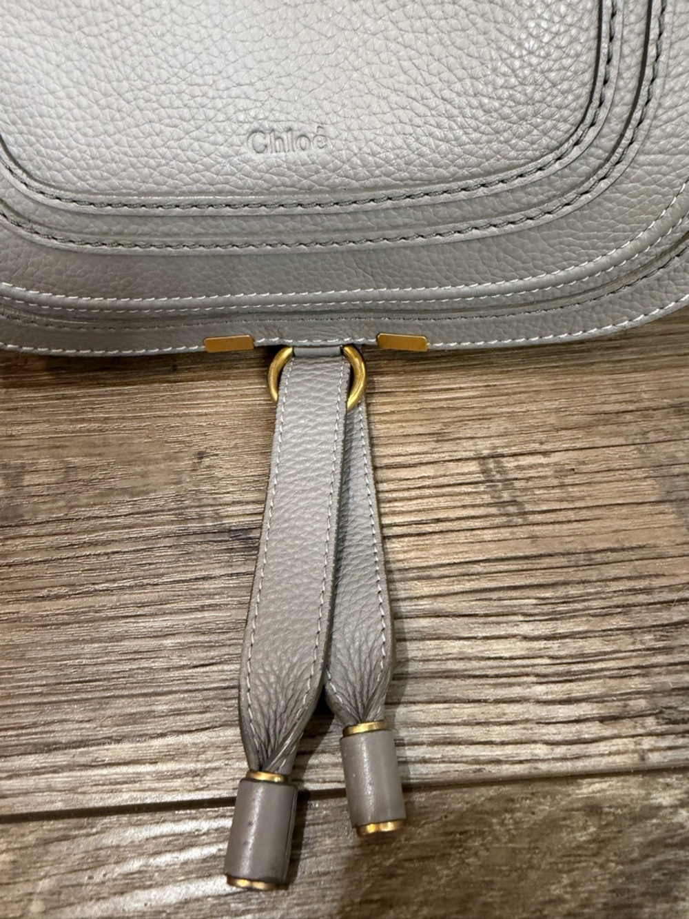Chloe Marcie Medium Dove Gray Leather Shoulder Bag with Gold Hardware - Picture 4 of 11